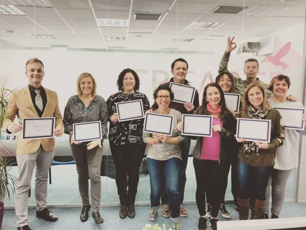 Títulos Practitioner PNL Presencial Alumnos de Crearte en el curso Practitioner en PNL